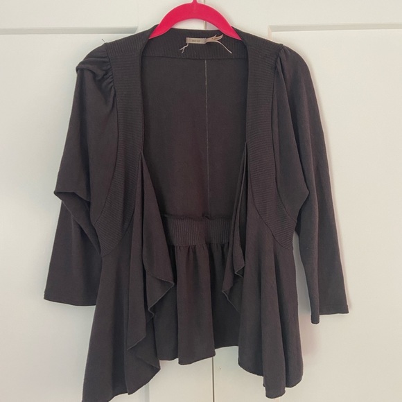 Gray cardigan - Picture 1 of 3